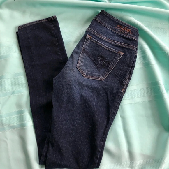 SILVER Suki  Jeans - Picture 2 of 14